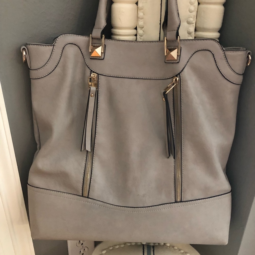 Moda Luxe shoulder bag